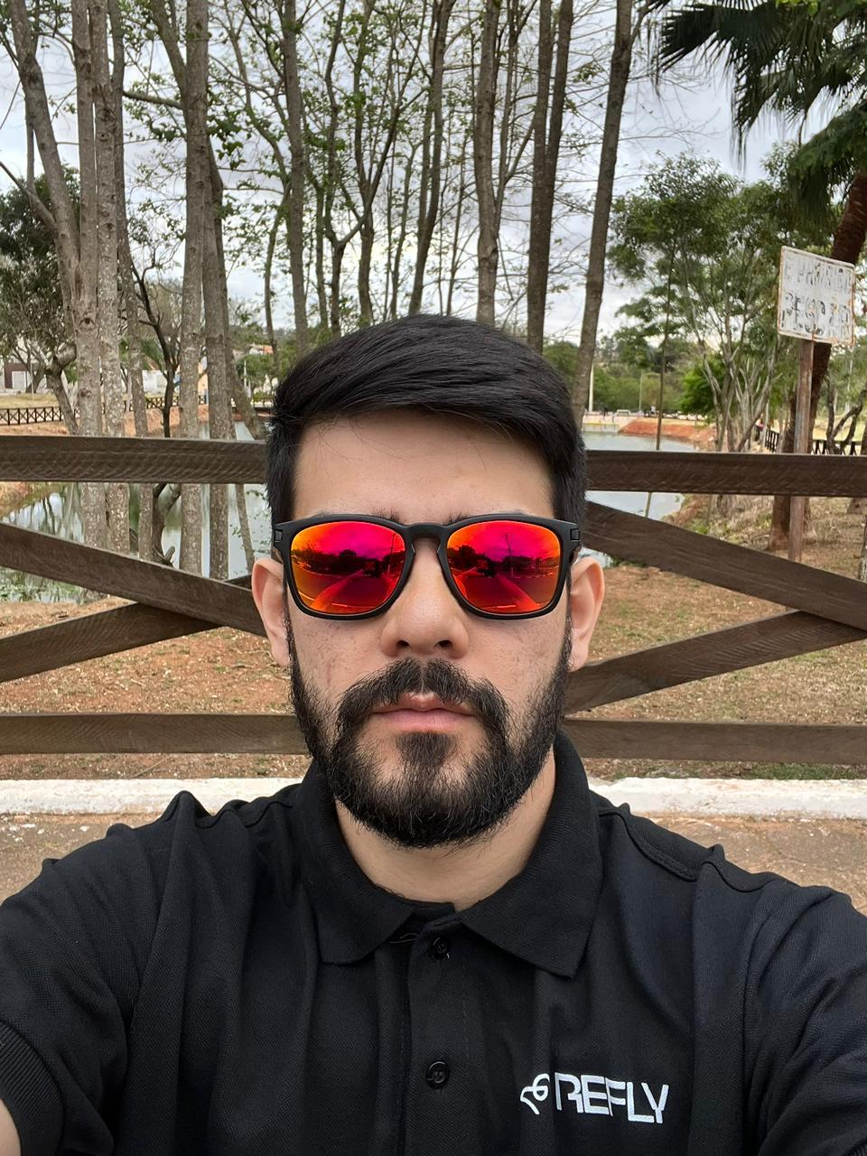 Óculos Refly Olhos como Fogo